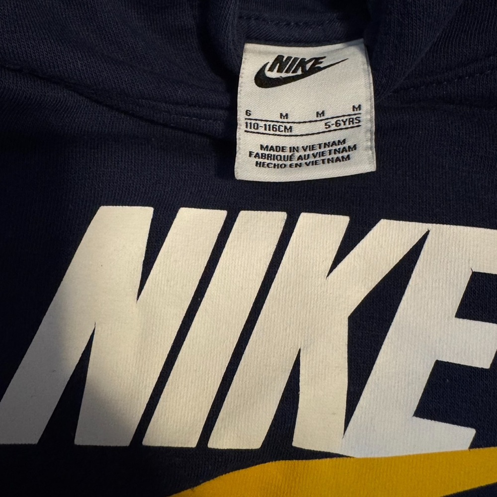 Nike Kids Sweatsuit set in Navy and Yellow - Picture 3 of 6